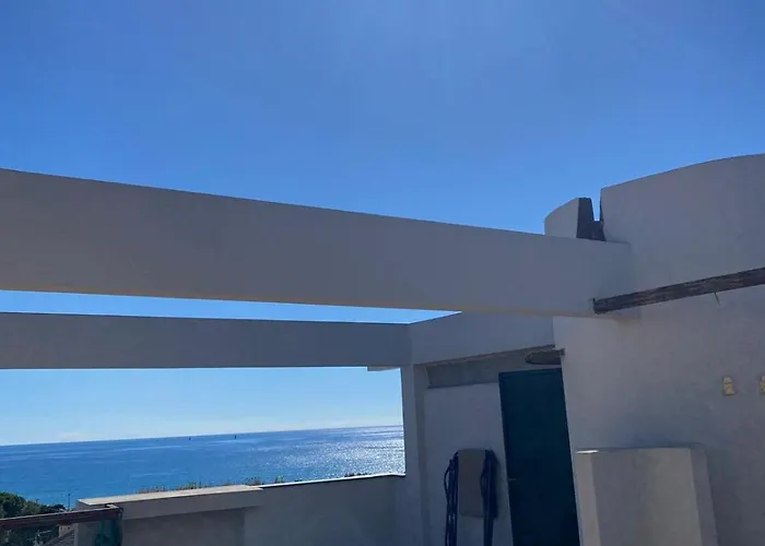 Terrazza Sole E Mare In Centro Apartment *