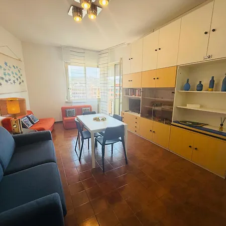Attico Del Sole Con Vista Mare E Terrazza Apartamento